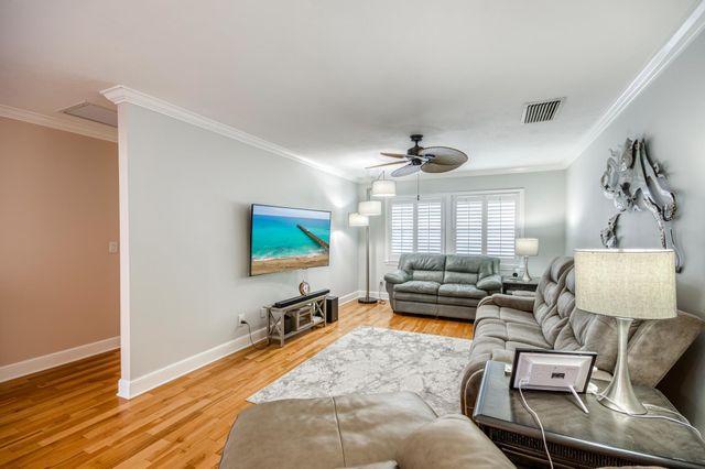 4168 Russell Street, Tequesta, FL 33469