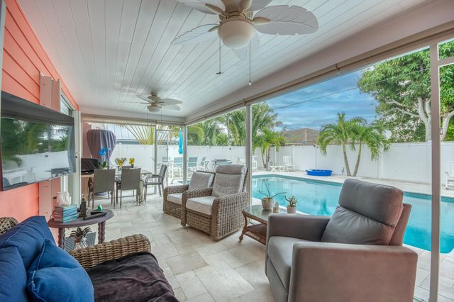 4168 Russell Street, Tequesta, FL 33469