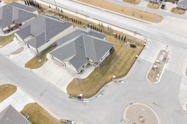 818 N McCloud Cir Unit 508, Andover, KS 67002