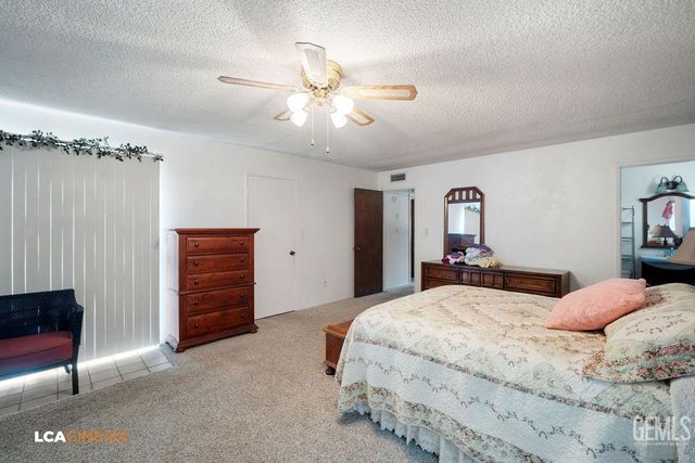 5420 Cherry Tree Lane, Bakersfield, CA 93309