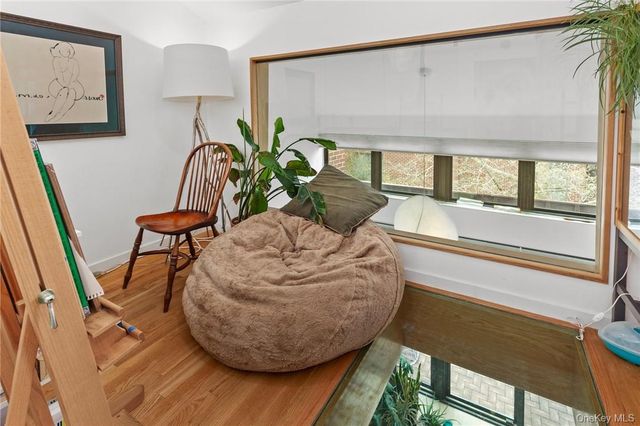150 N Bedford Road 3F, Chappaqua, NY 10514