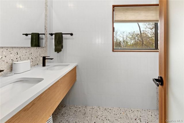 150 N Bedford Road 3F, Chappaqua, NY 10514