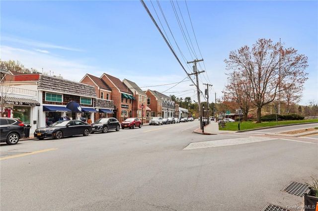 150 N Bedford Road 3F, Chappaqua, NY 10514