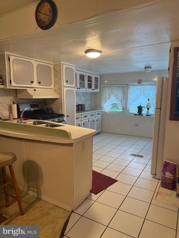 886 LOWER MILL, Pittsgrove, NJ 08318