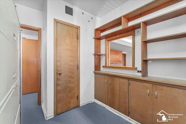 19003 Ecorse Ecorse Road, Allen Park, MI 48101