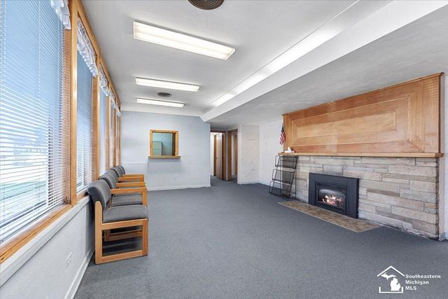 19003 Ecorse Ecorse Road, Allen Park, MI 48101