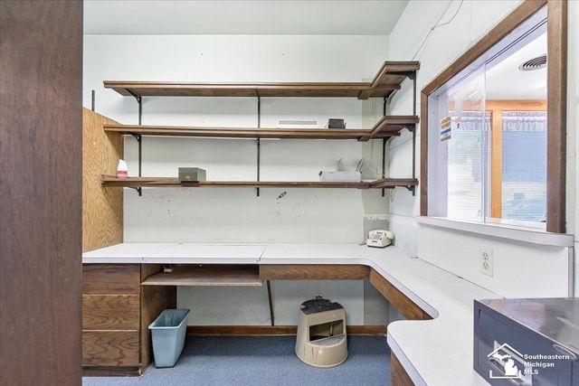 19003 Ecorse Ecorse Road, Allen Park, MI 48101