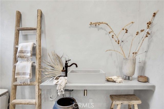 56334 Twentynine Palms Highway, Yucca Valley, CA 92284