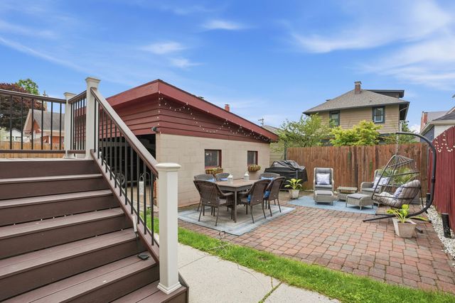 205 Lexington AVENUE, Aspinwall, PA 15215