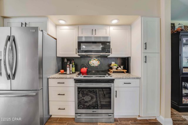 901 Sea Robin Lane, Panama City Beach, FL 32408