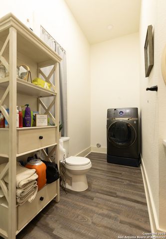 805 20th, Hondo, TX 78861