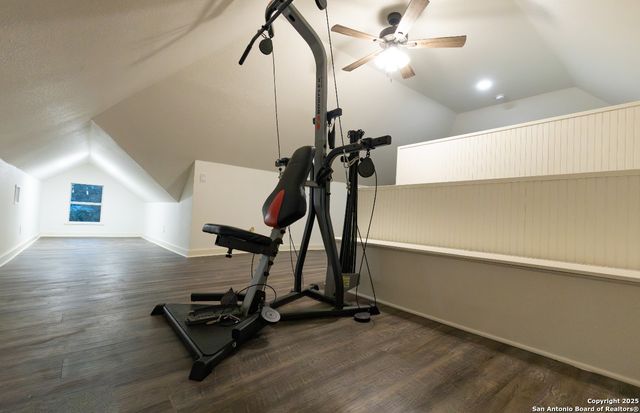 805 20th, Hondo, TX 78861