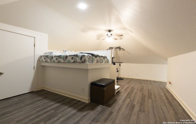 805 20th, Hondo, TX 78861