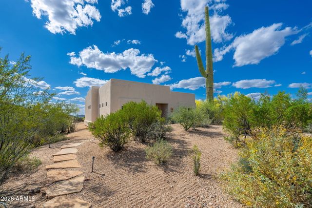 8001 E CAREFREE Drive, Carefree, AZ 85377