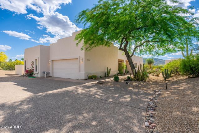 8001 E CAREFREE Drive, Carefree, AZ 85377