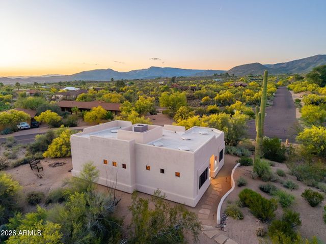 8001 E CAREFREE Drive, Carefree, AZ 85377
