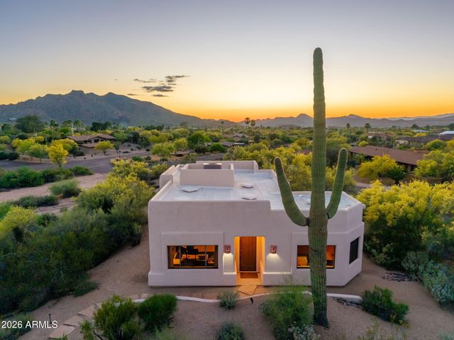 8001 E CAREFREE Drive, Carefree, AZ 85377