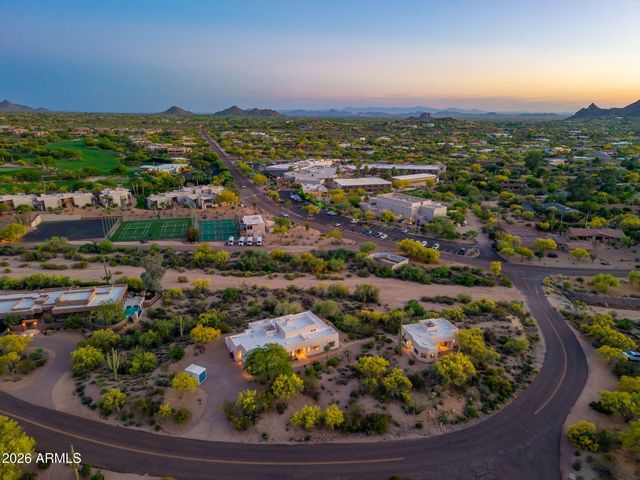 8001 E CAREFREE Drive, Carefree, AZ 85377
