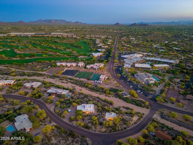 8001 E CAREFREE Drive, Carefree, AZ 85377