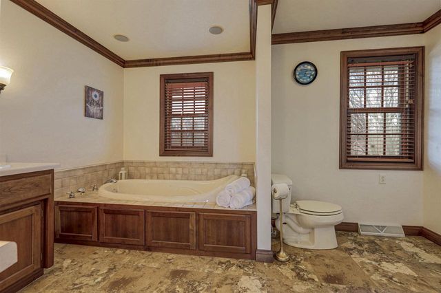 4715 W GRAND MEADOWS DRIVE, Appleton, WI 54914