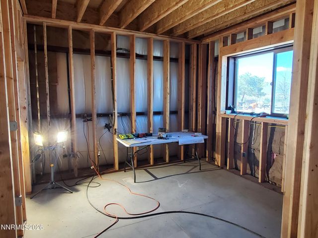 18520 State Route 290, Paradise Valley, NV 89426