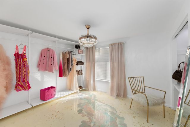 7406 Pebble pt, West Bloomfield Charter Township, MI 48322