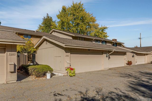 7406 Pebble pt, West Bloomfield Charter Township, MI 48322