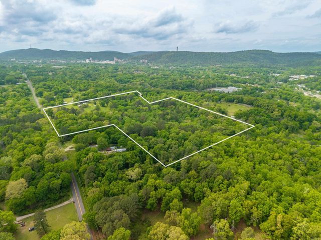 300 Carver Street, Hot Springs National Park, AR 71901
