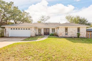 2004 Angelina Circle, College Station, TX 77840