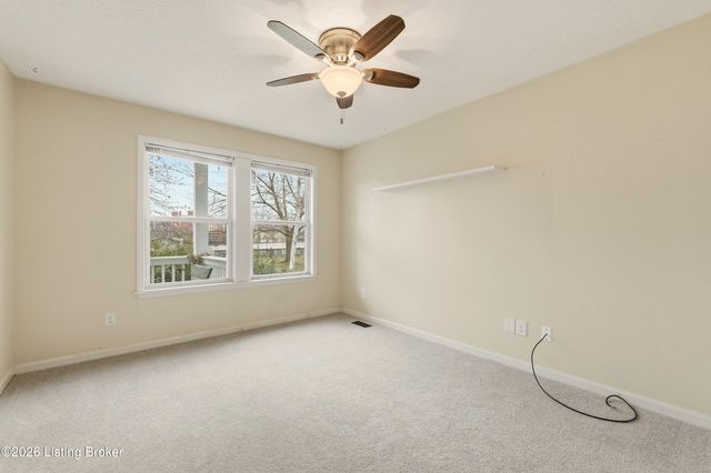 812 Goullon Ct, Louisville, KY 40204