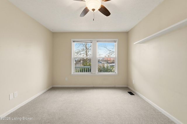 812 Goullon Ct, Louisville, KY 40204