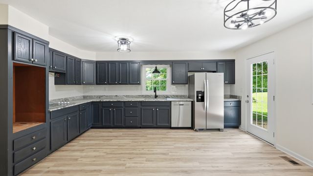 3152 Tanyard Hill Rd, Lynchburg, TN 37352