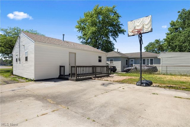 311 Brandtson Avenue, Elyria, OH 44035
