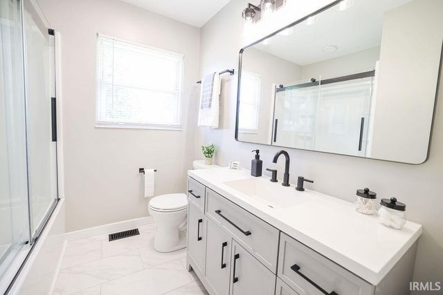 904 Hall Avenue, Oolitic, IN 47446