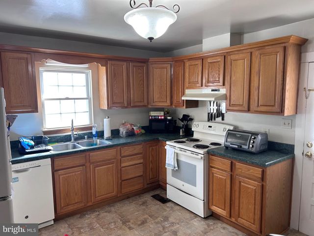 501 FERRY ST, Sharptown, MD 21861