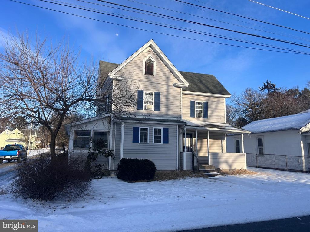 Image 1 of property listing at 501 FERRY ST, Sharptown, MD 21861