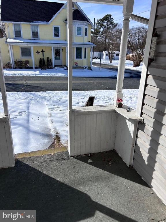 Image 18 of property listing at 501 FERRY ST, Sharptown, MD 21861