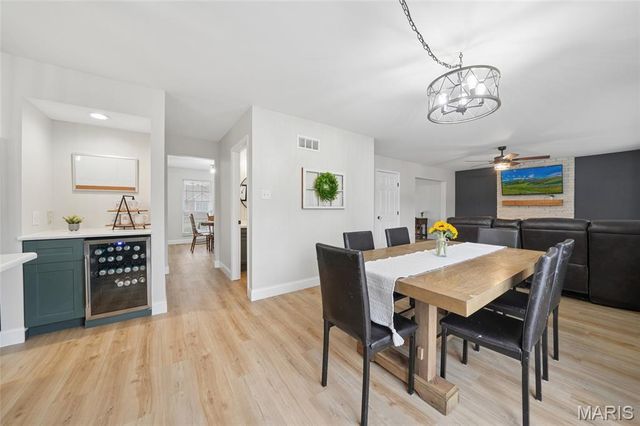 17134 Elm Trail Drive, Eureka, MO 63025