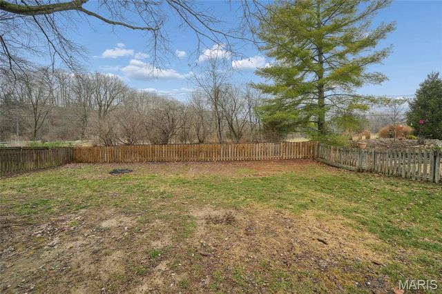 17134 Elm Trail Drive, Eureka, MO 63025