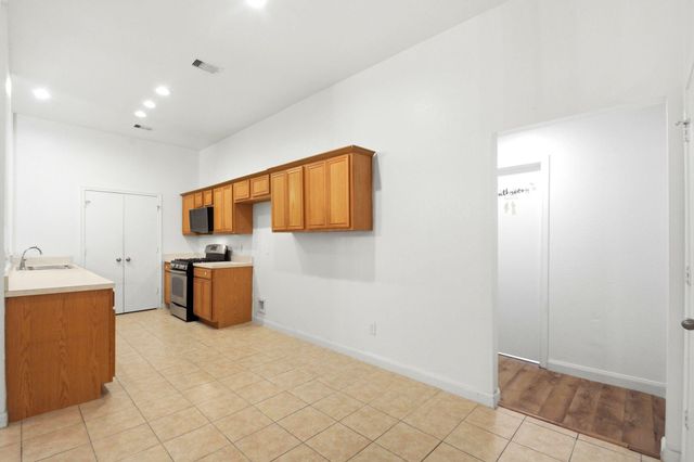 111 Thunder Basin Drive, Richmond, TX 77469