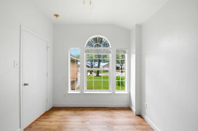 111 Thunder Basin Drive, Richmond, TX 77469