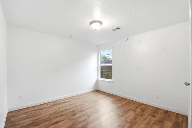 111 Thunder Basin Drive, Richmond, TX 77469