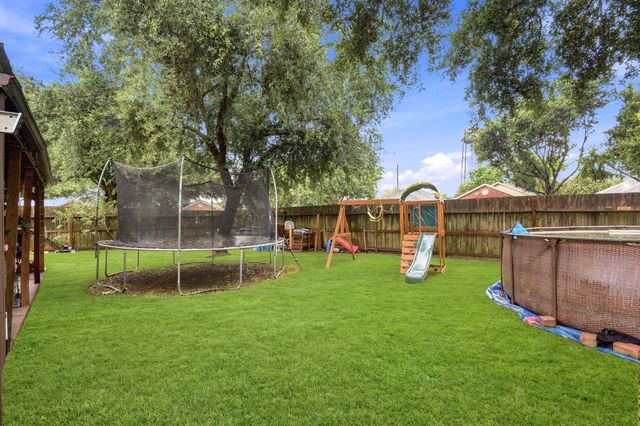 111 Thunder Basin Drive, Richmond, TX 77469