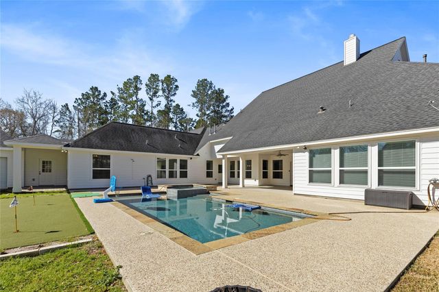 1817 Saint Beulah Chapel Road, Montgomery, TX 77316