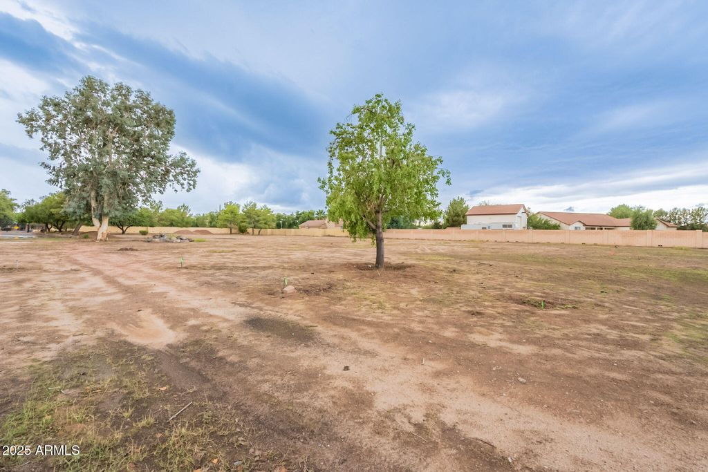 12520 E VICTORIA Street 1, Chandler, AZ 85249 — photo 4