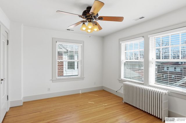 119 S 51st Avenue, Omaha, NE 68132