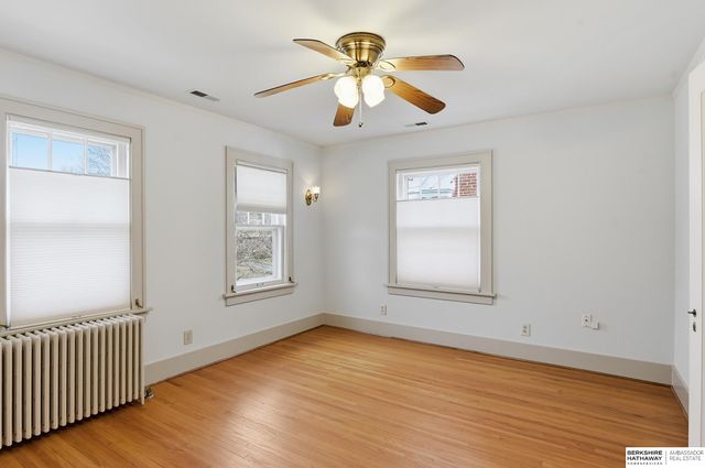 119 S 51st Avenue, Omaha, NE 68132