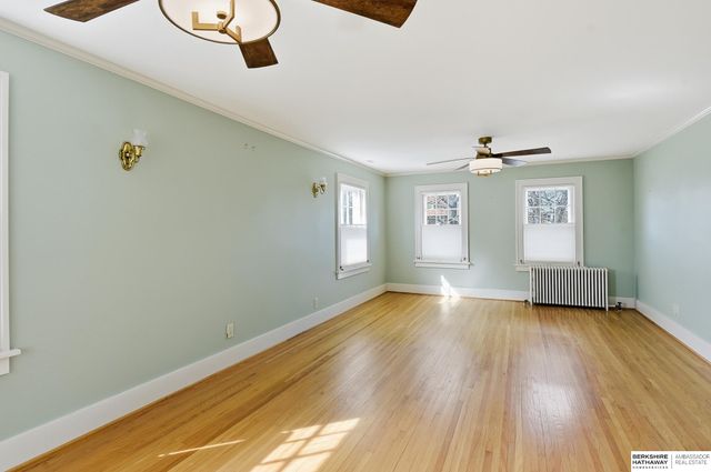 119 S 51st Avenue, Omaha, NE 68132