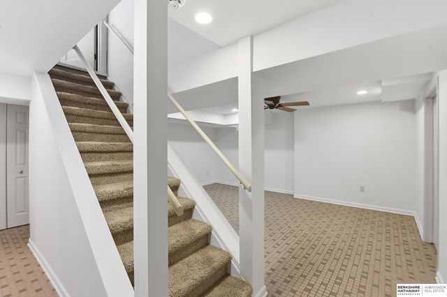 119 S 51st Avenue, Omaha, NE 68132