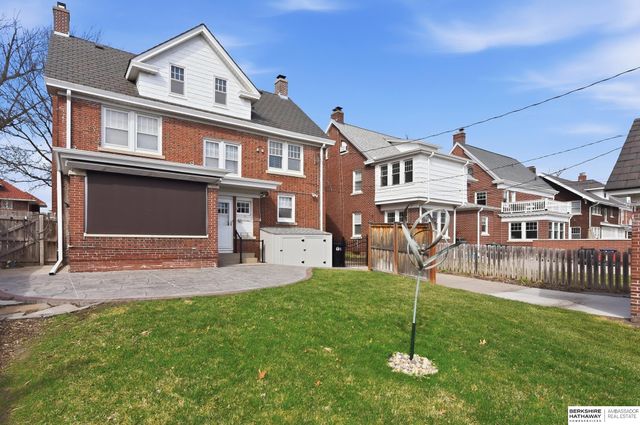 119 S 51st Avenue, Omaha, NE 68132